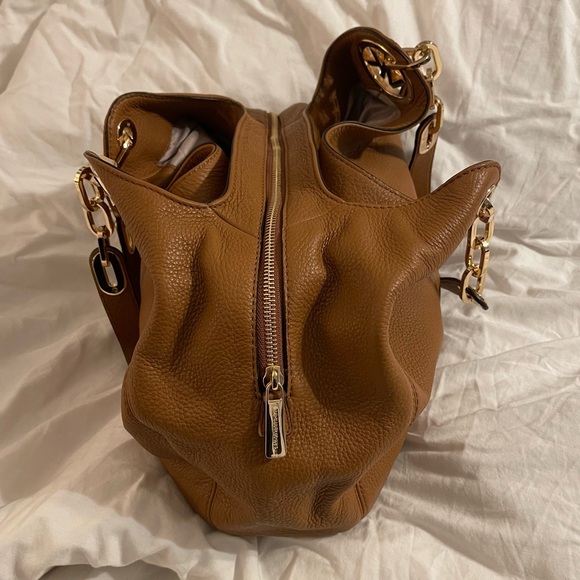 MICHAEL KORS Fulton Brown Leather Chain Large Three Compartments Shoulder Bag - Picture 4 of 15